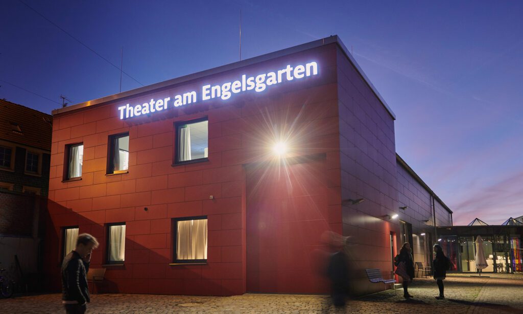 Theater am Engelsgarten, Außenansicht.